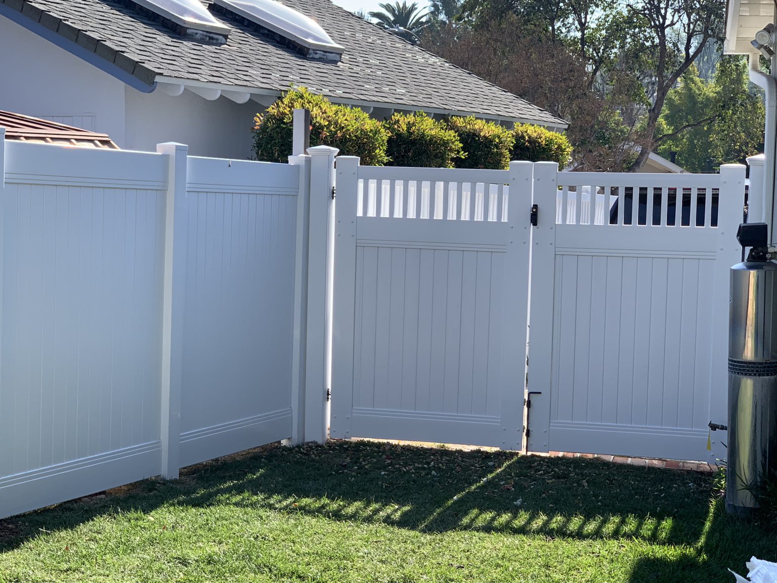 Vinyl Custom Double Gates - Vinyl Fence 4 Less